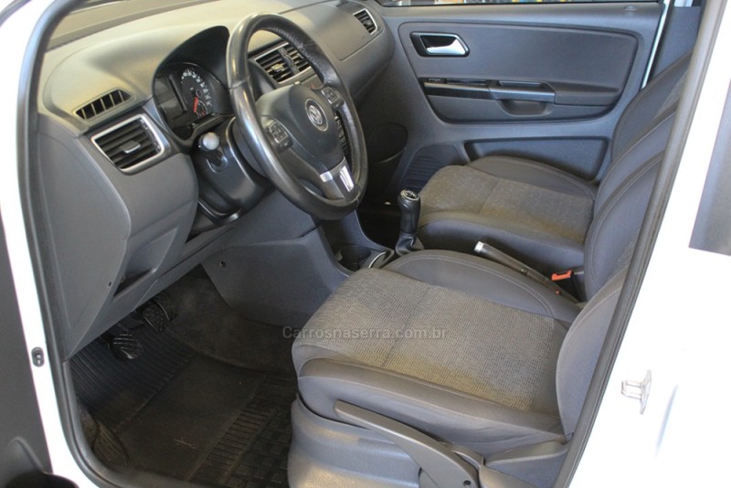 SPACEFOX 1.6 MI TREND 8V FLEX 4P MANUAL - 2013 - BENTO GONçALVES