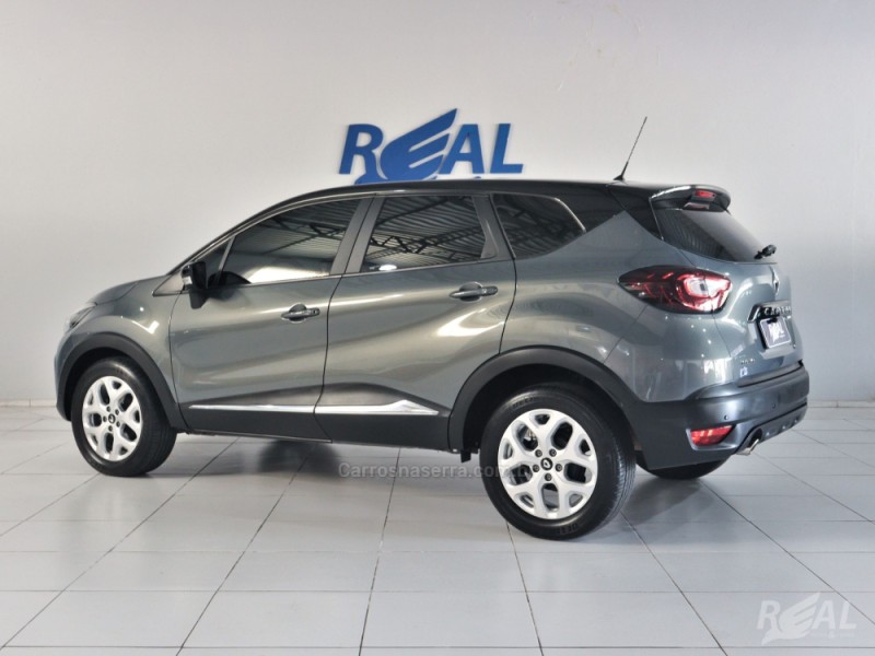 CAPTUR 1.6 LIFE 16V FLEX 4P AUTOMÁTICO - 2018 - SAPIRANGA