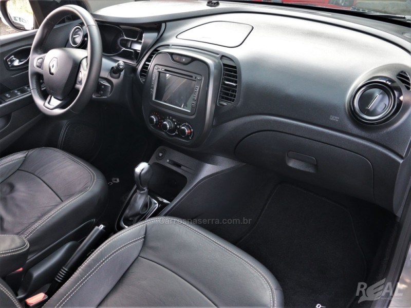 CAPTUR 1.6 LIFE 16V FLEX 4P AUTOMÁTICO - 2018 - SAPIRANGA