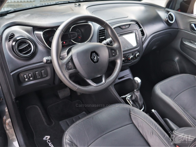 CAPTUR 1.6 LIFE 16V FLEX 4P AUTOMÁTICO - 2018 - SAPIRANGA