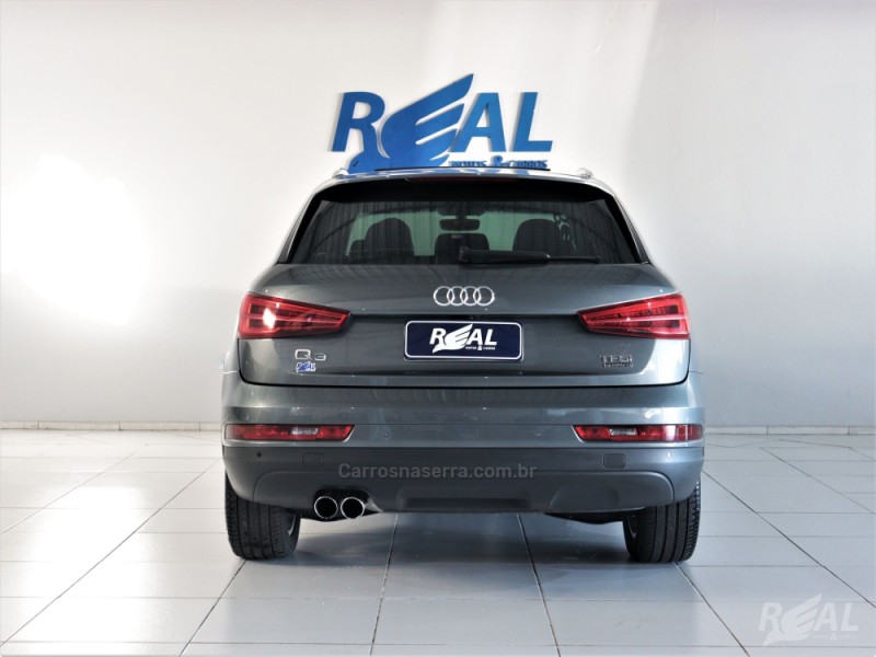 Q3 2.0 TFSI AMBIENTE QUATTRO 4P GASOLINA S TRONIC - 2018 - SAPIRANGA