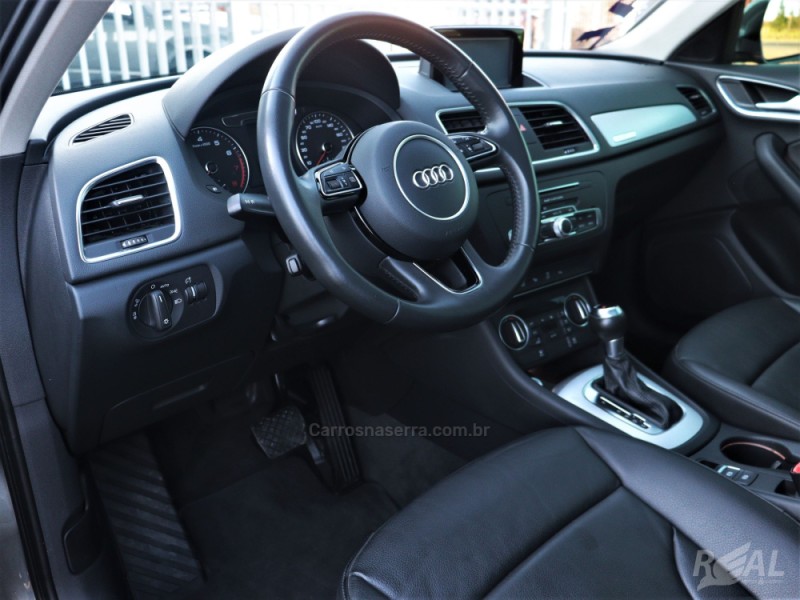 Q3 2.0 TFSI AMBIENTE QUATTRO 4P GASOLINA S TRONIC - 2018 - SAPIRANGA