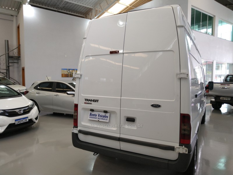 TRANSIT 2.4 FURGÃO LONGO TURBO DIESEL 3P MANUAL - 2011 - BENTO GONçALVES