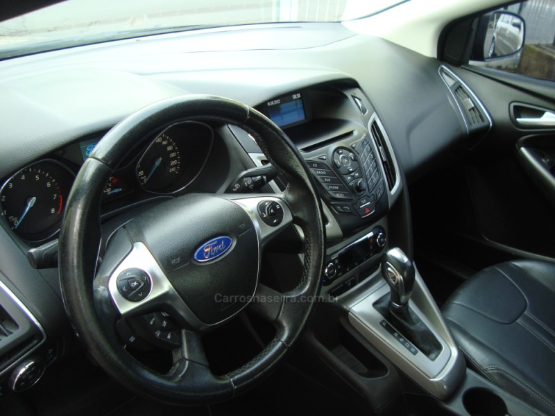 FOCUS 2.0 SE SEDAN 16V FLEX 4P AUTOMÁTICO - 2015 - CAXIAS DO SUL