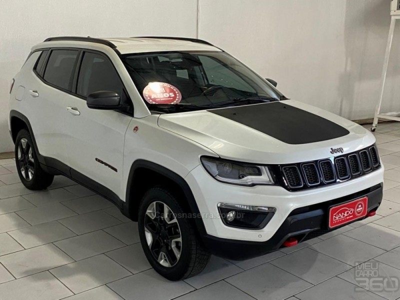 COMPASS 2.0 TRAILHAWK TD350 TURBO DIESEL 4X4 4P AUTOMÁTICO - 2018 - ESTâNCIA VELHA