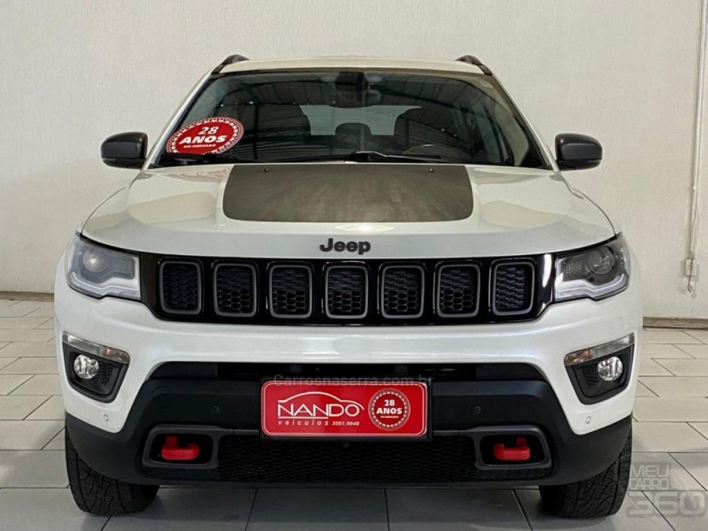 COMPASS 2.0 TRAILHAWK TD350 TURBO DIESEL 4X4 4P AUTOMÁTICO - 2018 - ESTâNCIA VELHA