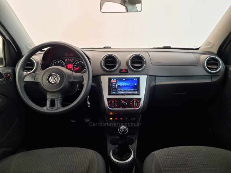 VOYAGE 1.0 MI TRENDLINE 8V FLEX 4P MANUAL - 2014 - BENTO GONçALVES