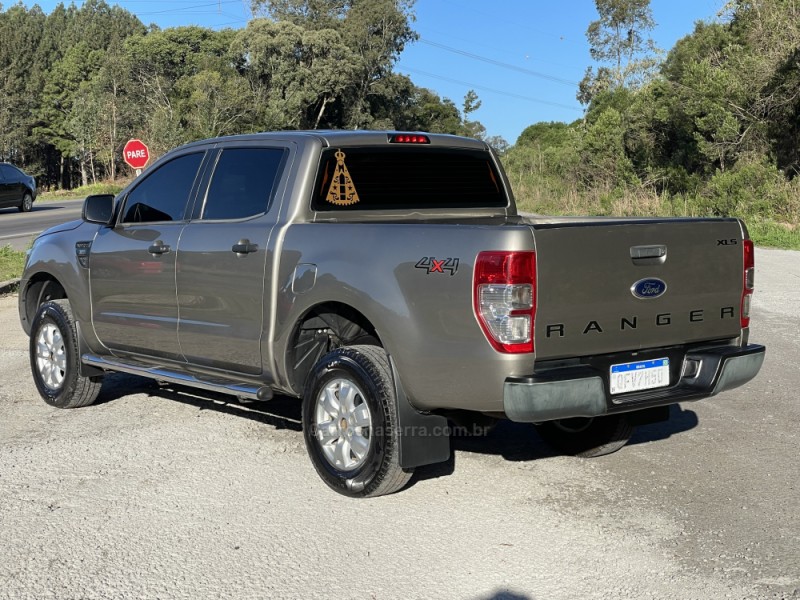 RANGER 3.2 XLS 4X4 CD 20V DIESEL 4P MANUAL - 2015 - CAXIAS DO SUL