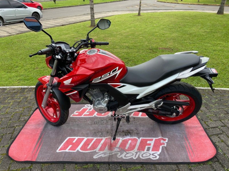 CB 250F TWISTER ABS - 2022 - FELIZ