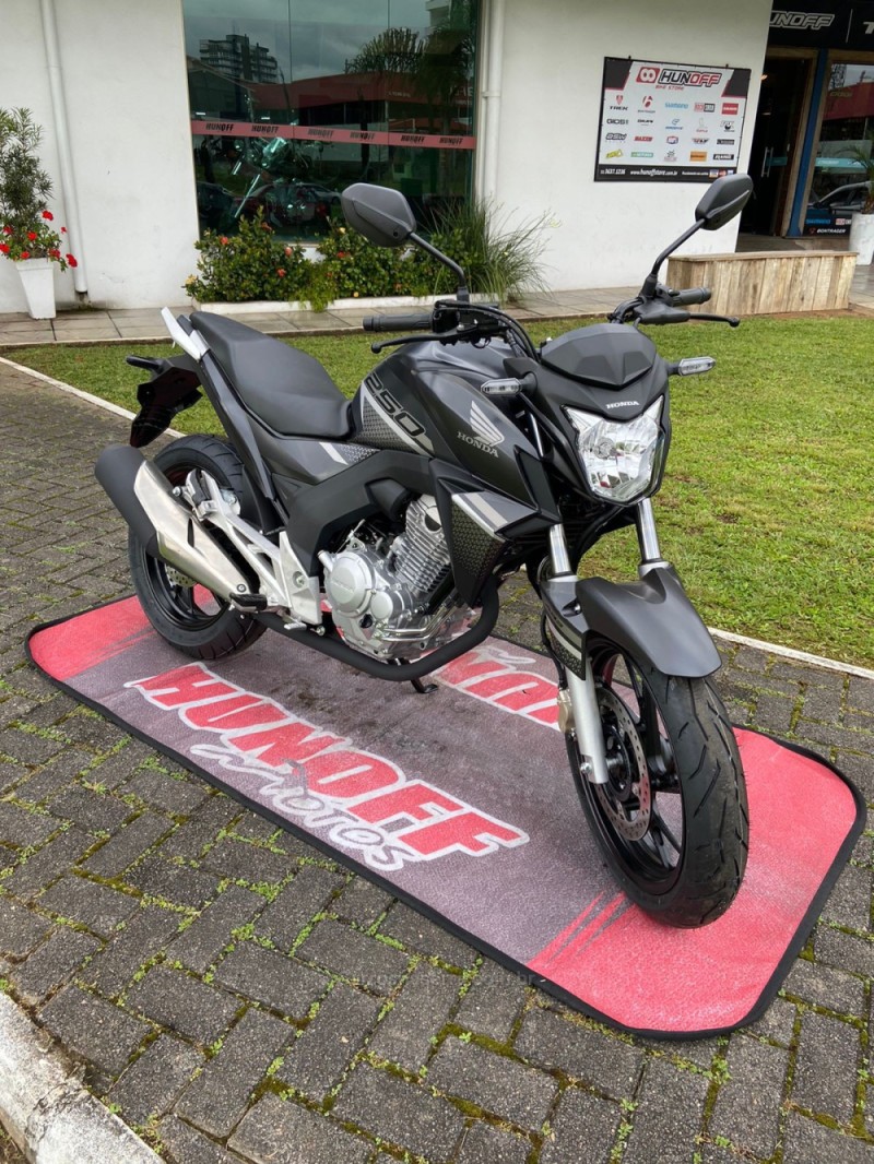 CB 250F TWISTER ABS - 2022 - FELIZ