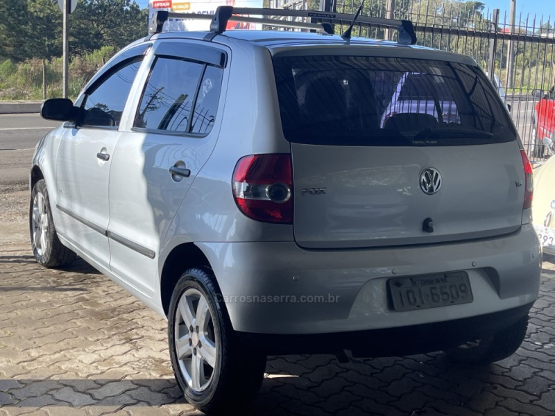FOX 1.6 MI PLUS 8V FLEX 4P MANUAL - 2008 - CAXIAS DO SUL