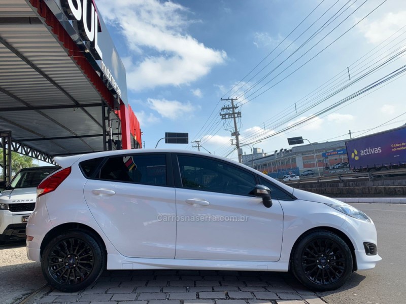 FIESTA 1.6 SPORT HATCH 16V FLEX 4P MANUAL - 2016 - CAXIAS DO SUL