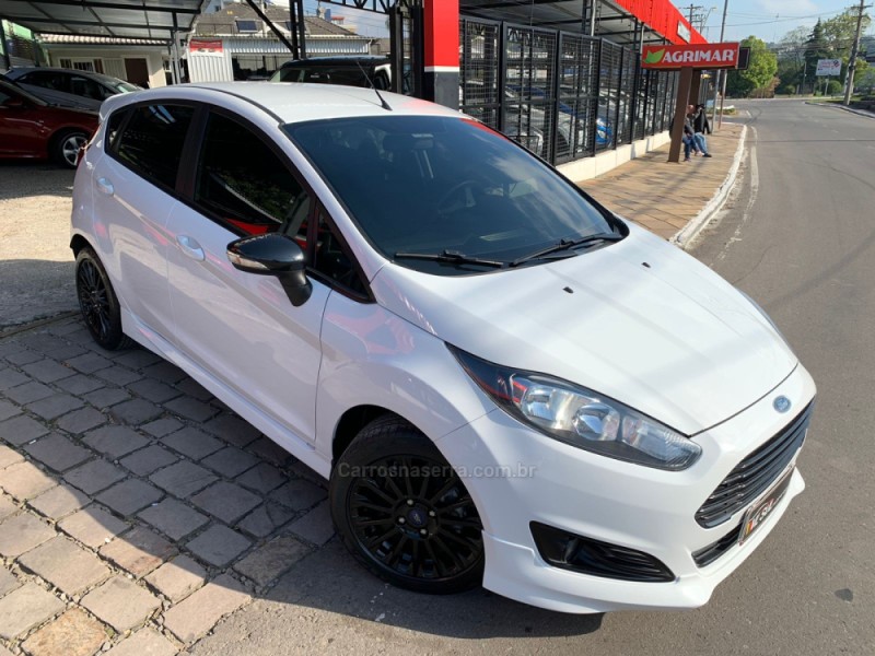 fiesta 1.6 sport hatch 16v flex 4p manual 2016 caxias do sul