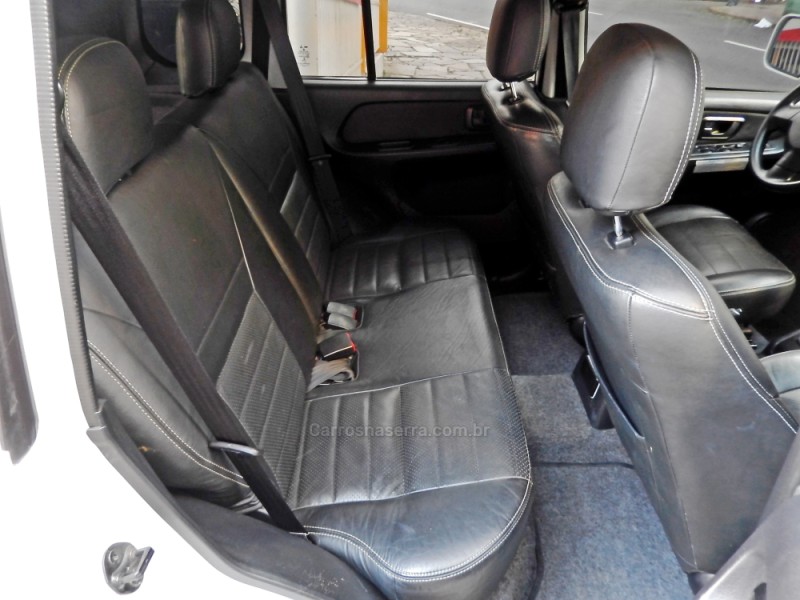 PAJERO TR4 2.0 4X2 16V 140CV FLEX 4P MANUAL - 2013 - CAXIAS DO SUL
