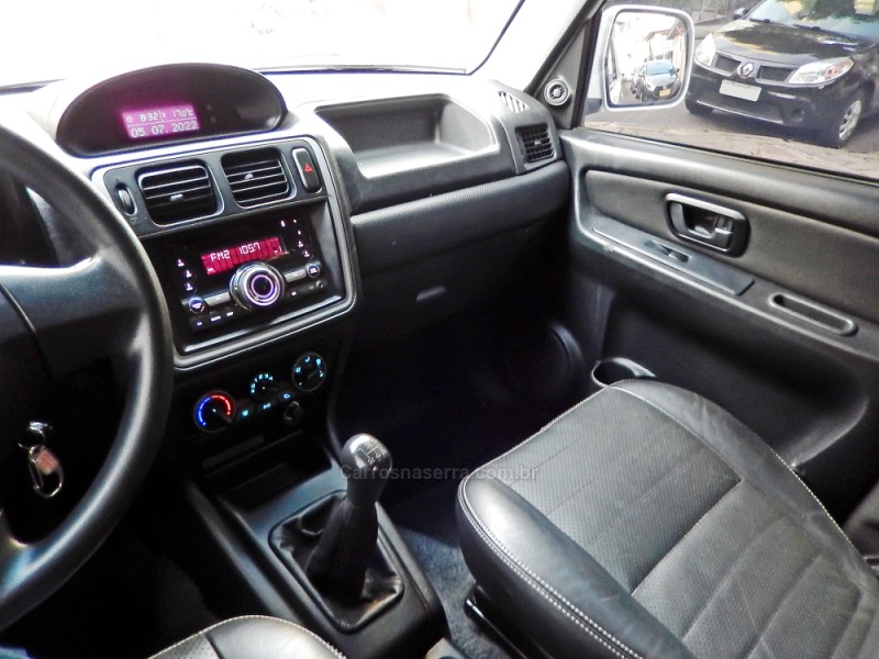PAJERO TR4 2.0 4X2 16V 140CV FLEX 4P MANUAL - 2013 - CAXIAS DO SUL
