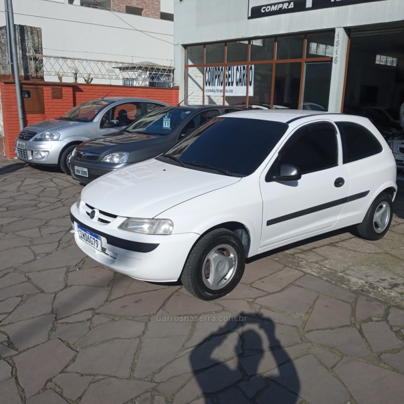 CELTA 1.0 MPFI VHC SPIRIT 8V GASOLINA 2P MANUAL - 2005 - FLORES DA CUNHA