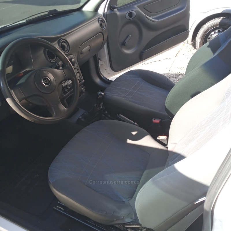 CELTA 1.0 MPFI VHC SPIRIT 8V GASOLINA 2P MANUAL - 2005 - FLORES DA CUNHA