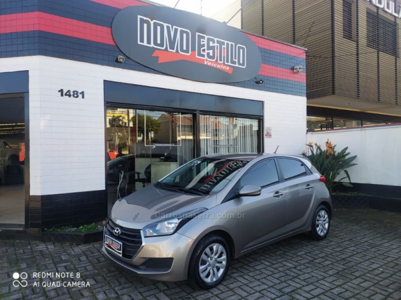 HB20 1.0 COMFORT PLUS 12V TURBO FLEX 4P MANUAL