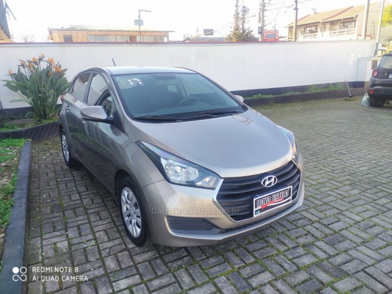 HB20 1.0 COMFORT PLUS 12V TURBO FLEX 4P MANUAL - 2017 - CAXIAS DO SUL