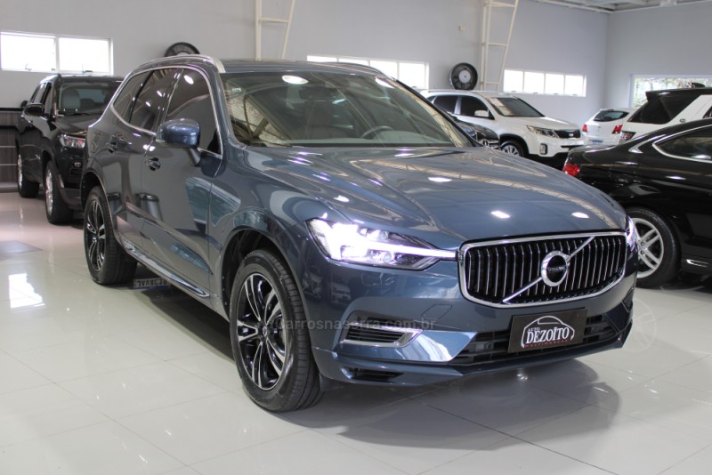 XC60 2.0 T8 MOMENTUM HYBRID GASOLINA 4P AUTOMÁTICO - 2021 - CAXIAS DO SUL