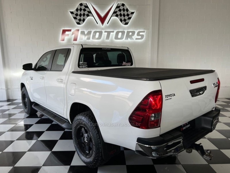 HILUX 2.8 SRV 4X4 CD 16V DIESEL 4P AUTOMÁTICO - 2017 - MONTENEGRO