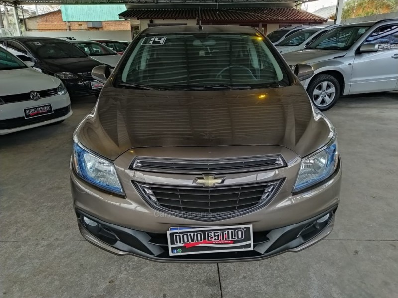 ONIX 1.4 MPFI LTZ 8V FLEX 4P MANUAL - 2014 - CAXIAS DO SUL