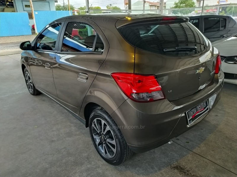 ONIX 1.4 MPFI LTZ 8V FLEX 4P MANUAL - 2014 - CAXIAS DO SUL