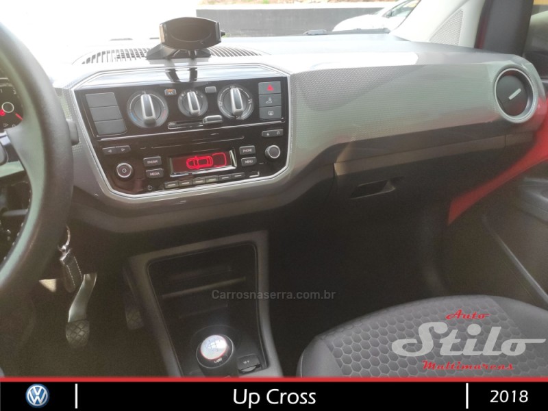 UP 1.0 CROSS T.FLEX 12V 4P MANUAL - 2018 - BENTO GONçALVES