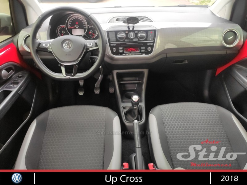 UP 1.0 CROSS T.FLEX 12V 4P MANUAL - 2018 - BENTO GONçALVES
