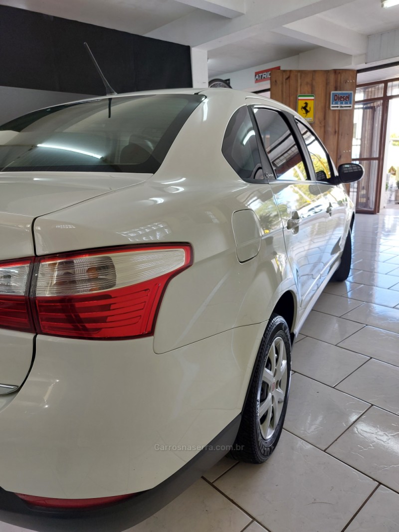 SIENA 1.4 MPI ELX ATTRACTIVE 8V FLEX 4P MANUAL - 2013 - CAXIAS DO SUL