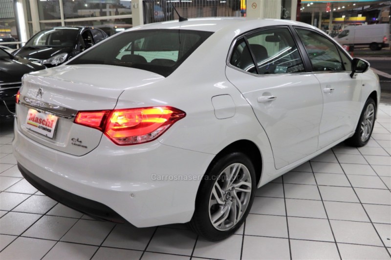 C4 LOUNGE 1.6 EXCLUSIVE 16V TURBO GASOLINA 4P AUTOMÁTICO - 2014 - CAXIAS DO SUL