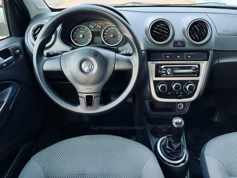 VOYAGE 1.6 MI 8V FLEX 4P MANUAL - 2013 - NOVO HAMBURGO