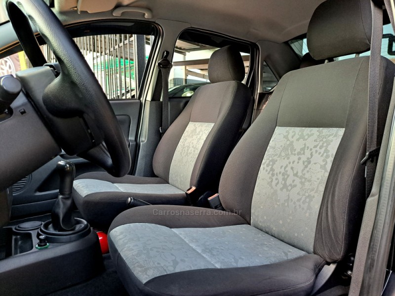FIESTA 1.6 MPI SEDAN 8V FLEX 4P MANUAL - 2009 - CAXIAS DO SUL