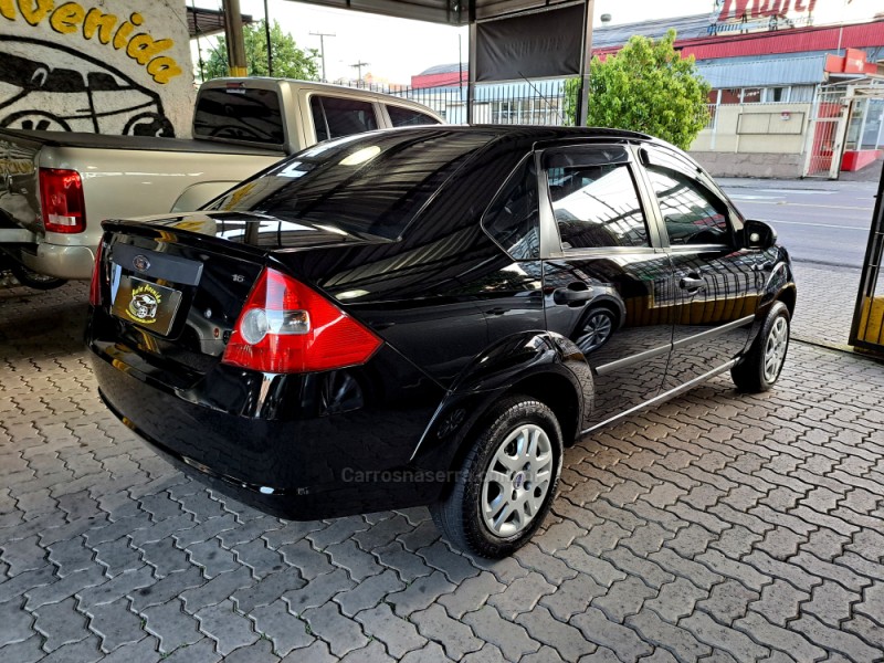 FIESTA 1.6 MPI SEDAN 8V FLEX 4P MANUAL - 2009 - CAXIAS DO SUL