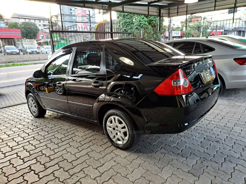 FIESTA 1.6 MPI SEDAN 8V FLEX 4P MANUAL - 2009 - CAXIAS DO SUL