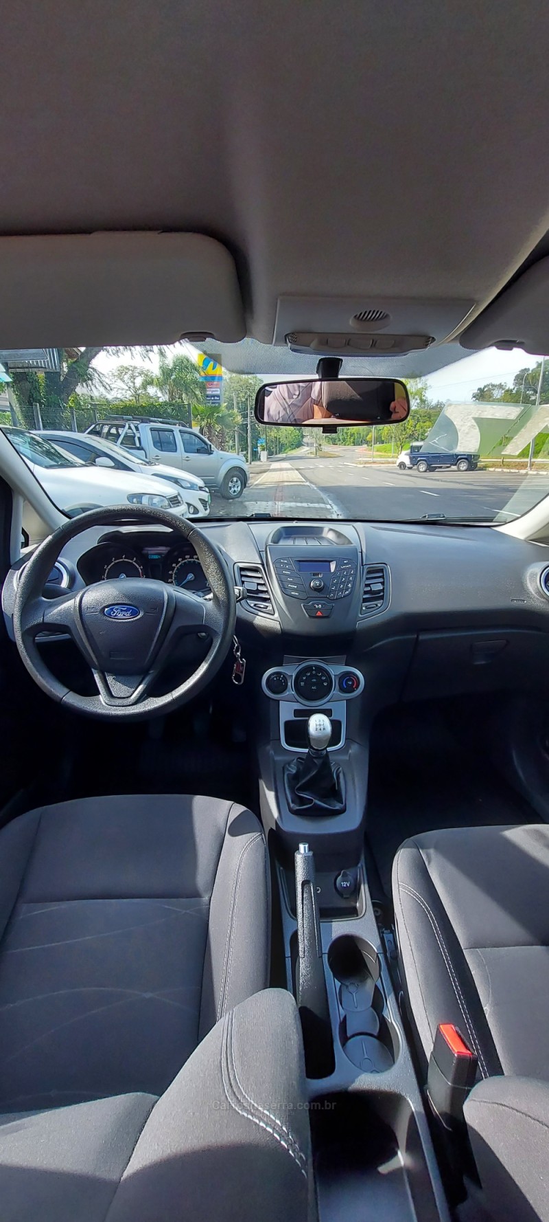 FIESTA 1.6 SE HATCH PLUS 16V FLEX 4P MANUAL - 2017 - BOM PRINCíPIO