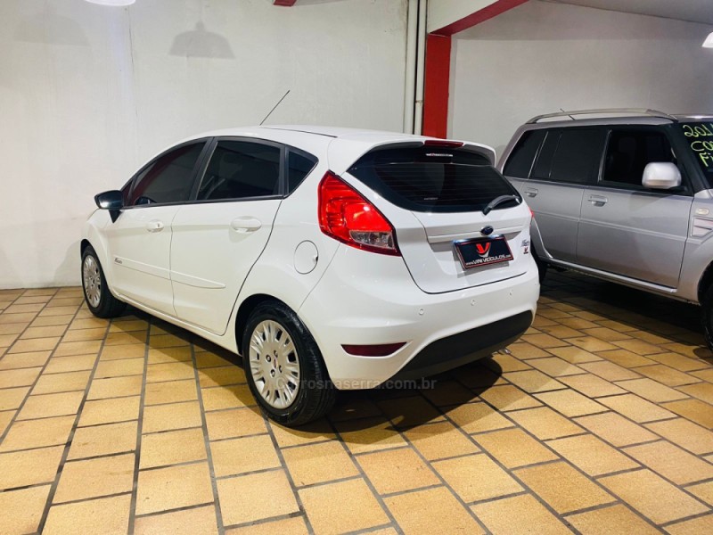 FIESTA 1.5 S HATCH 16V FLEX 4P MANUAL - 2014 - CAXIAS DO SUL
