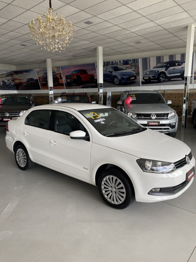 VOYAGE 1.6 MI CITY 8V FLEX 4P MANUAL
