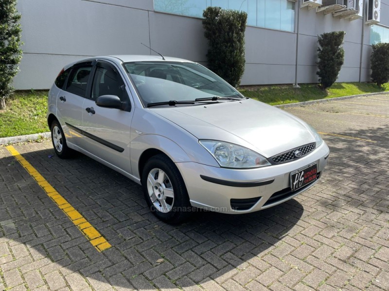focus 1.6 8v gasolina 4p manual 2005 caxias do sul