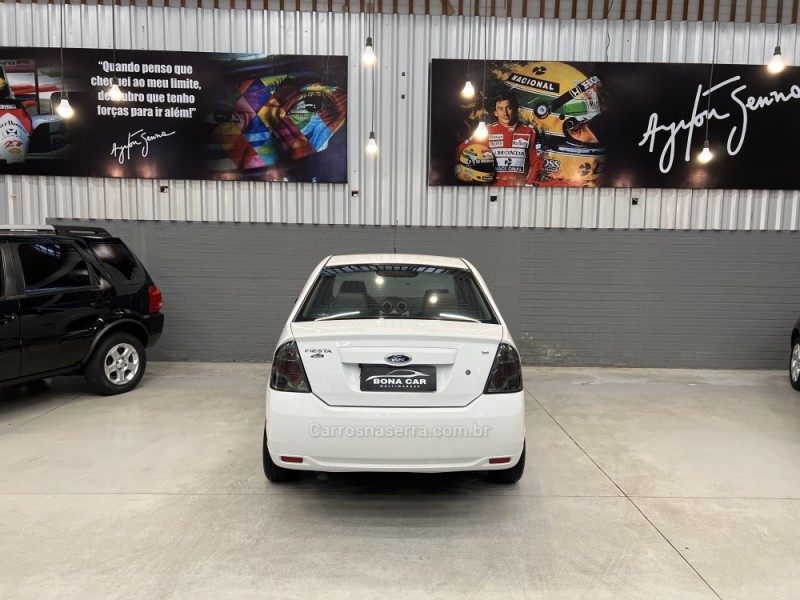 FIESTA 1.6 MPI CLASS 8V GASOLINA 4P MANUAL - 2012 - CAXIAS DO SUL