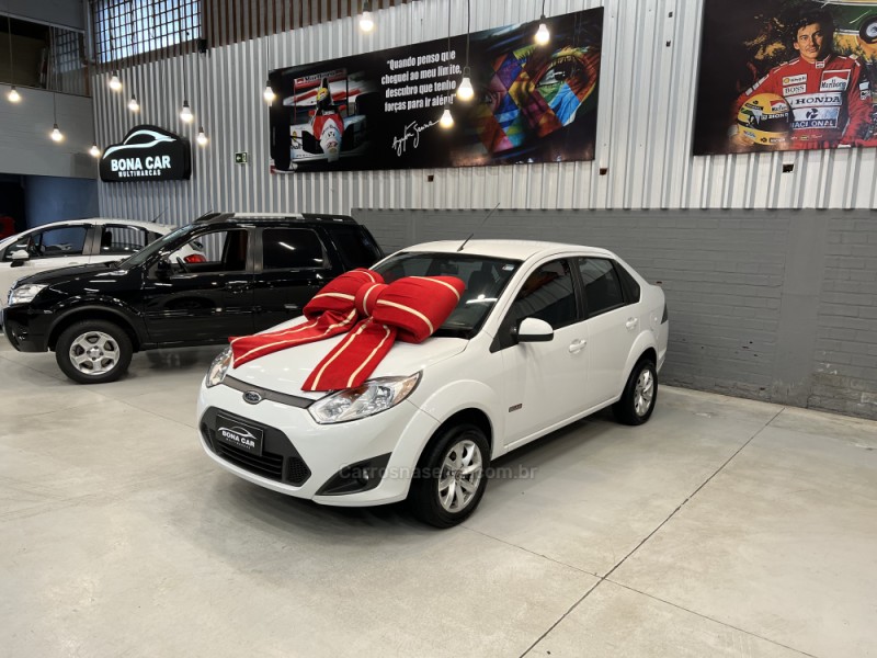 FIESTA 1.6 MPI CLASS 8V GASOLINA 4P MANUAL - 2012 - CAXIAS DO SUL