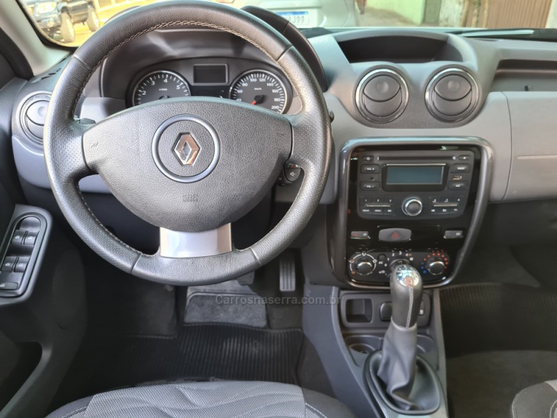 DUSTER 1.6 DYNAMIQUE 4X2 16V FLEX 4P MANUAL - 2013 - BENTO GONçALVES