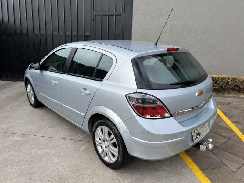 VECTRA 2.0 MPFI GT HATCH 8V FLEX 4P MANUAL - 2010 - CAXIAS DO SUL