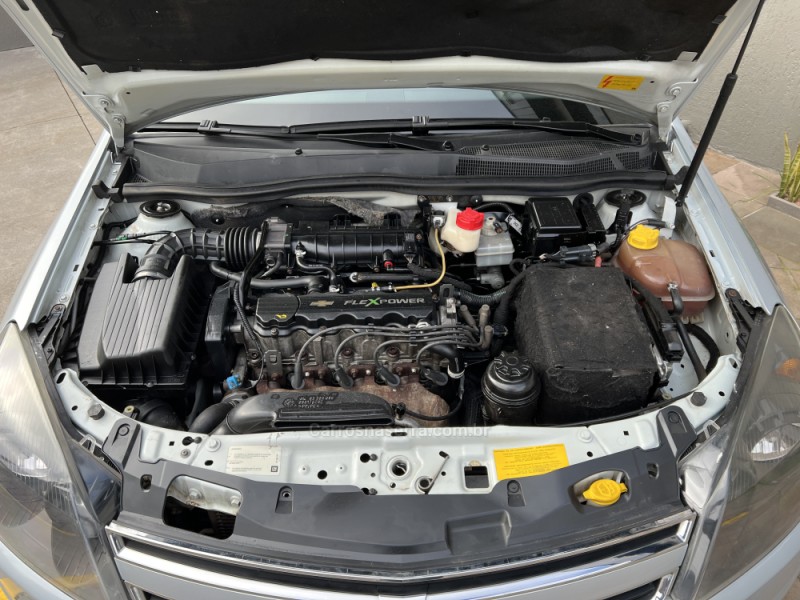 VECTRA 2.0 MPFI GT HATCH 8V FLEX 4P MANUAL - 2010 - CAXIAS DO SUL