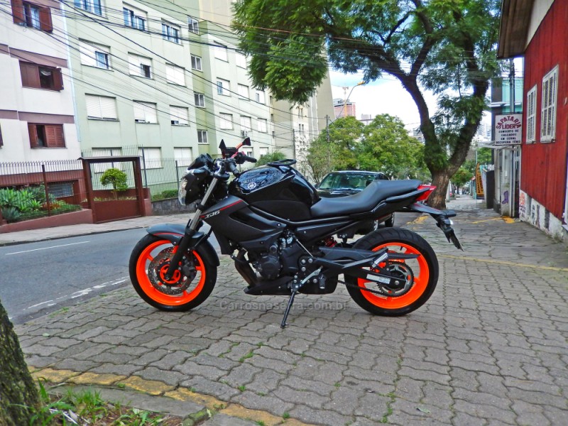 XJ6 N ABS - 2016 - CAXIAS DO SUL
