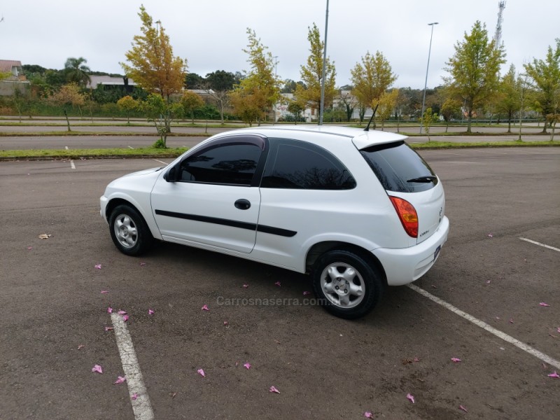 CELTA 1.0 MPFI 8V GASOLINA 2P MANUAL - 2002 - BENTO GONçALVES