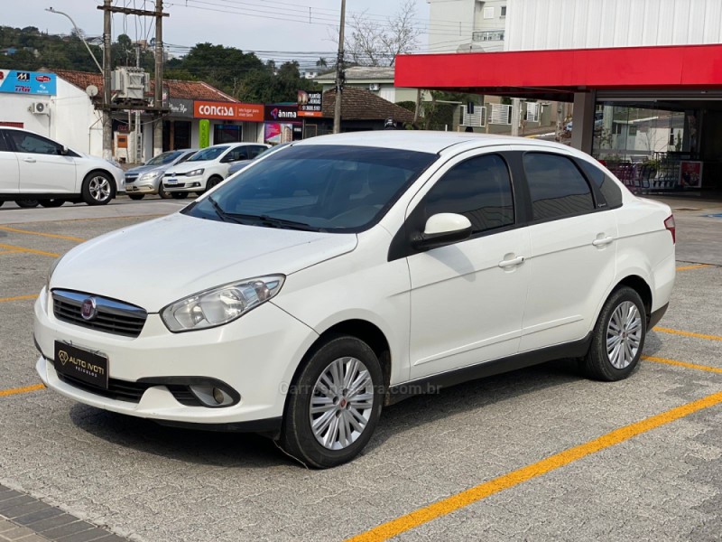 SIENA 1.4 MPI ATTRACTIVE 8V FLEX 4P MANUAL - 2015 - IVOTI