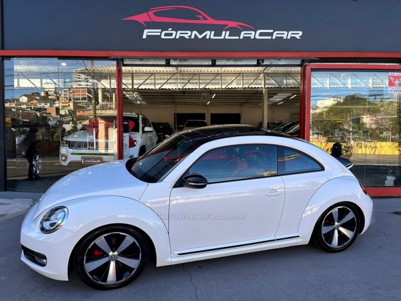 FUSCA 2.0 TSI 16V R-LINE GASOLINA 2P AUTOMÁTICO - 2013 - CAXIAS DO SUL