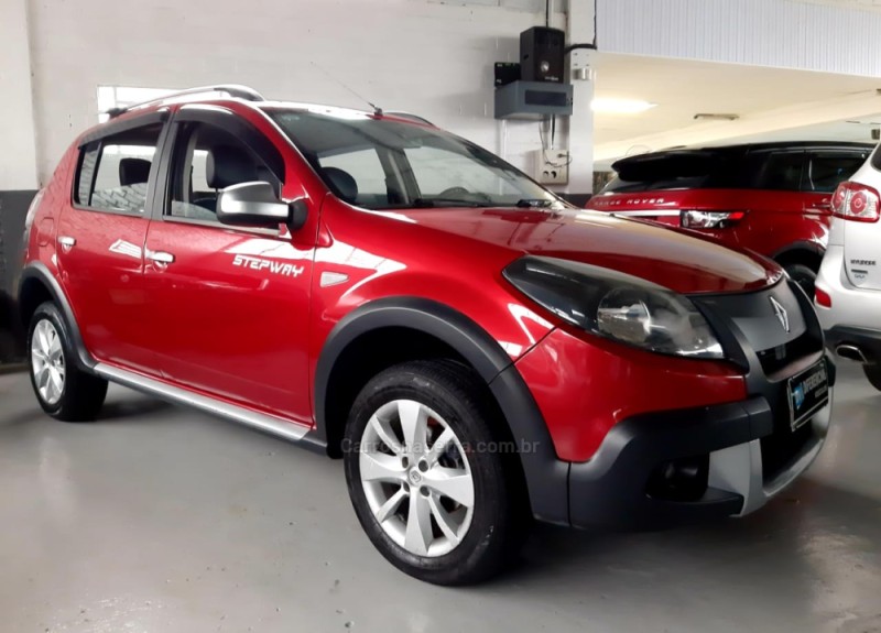 SANDERO 1.6 STEPWAY 16V FLEX 4P AUTOMÁTICO