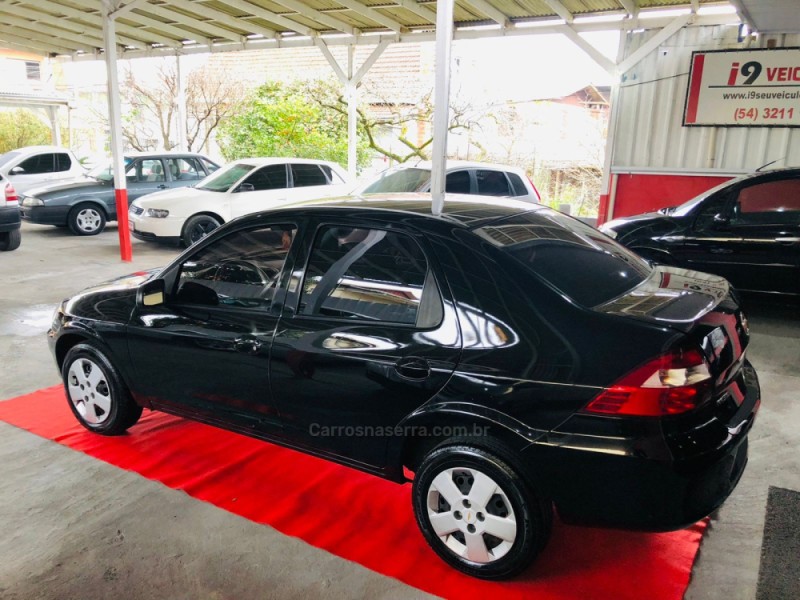PRISMA 1.4 MPFI MAXX 8V FLEX 4P MANUAL - 2011 - CAXIAS DO SUL